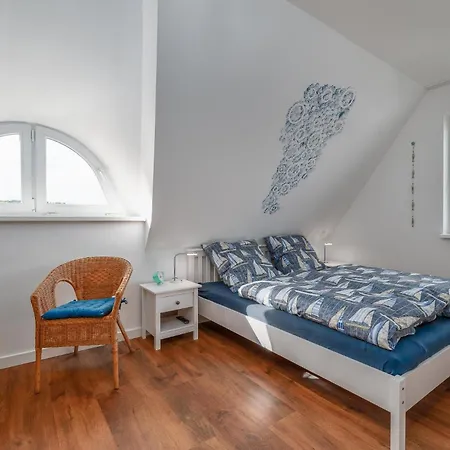 Nyaraló Reetdachhaus 